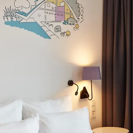 Im Leskanpark Hotel 3*