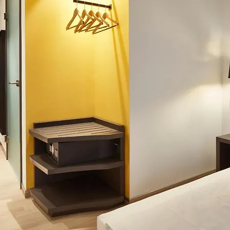 Szálloda Im Leskanpark