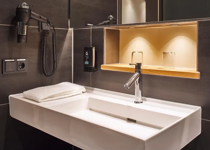 Im Leskanpark Hotel 3*