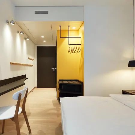 Hotell Im Leskanpark Köln