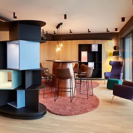 Im Leskanpark Hotel 3*