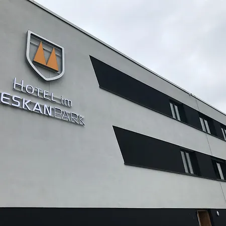 Im Leskanpark Hotel