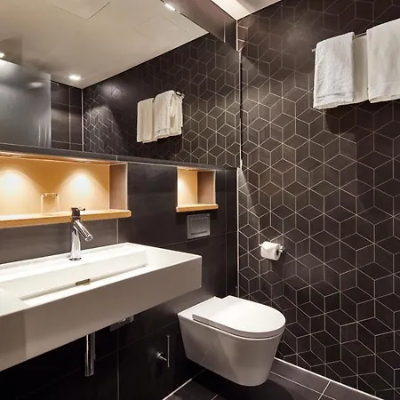 Im Leskanpark Hotel Cologne